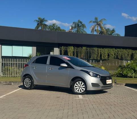 HYUNDAI HB20 1.0 COMFORT PLUS 12V FLEX 4P MANUAL HYUNDAI HB20 1.0 COMFORT PLUS 12V FLEX 4P MANUAL